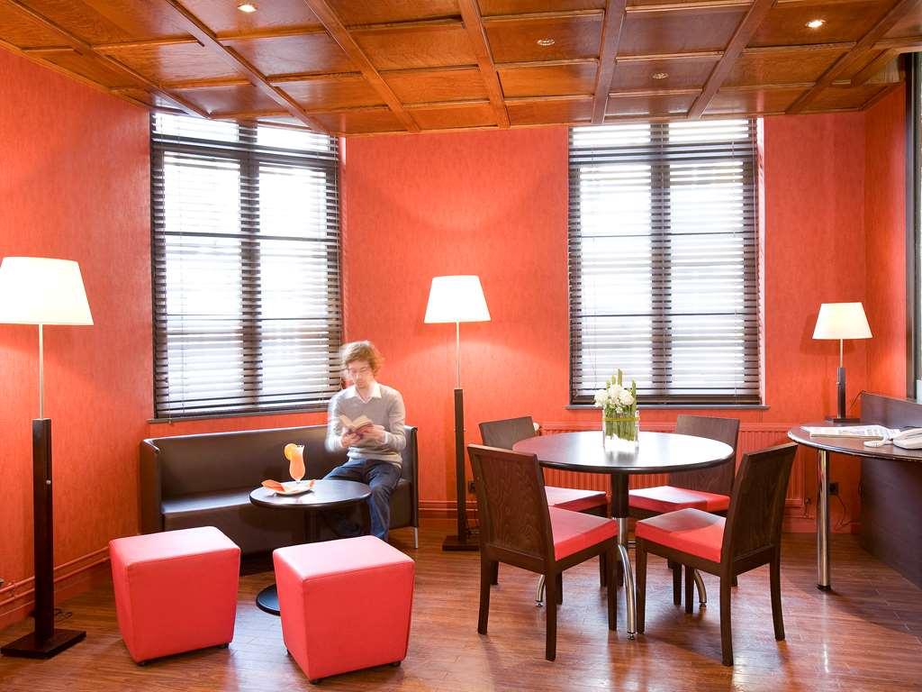 Ibis Saint-Omer Centre Restoran gambar