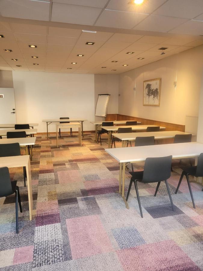 Ibis Saint-Omer Centre Luaran gambar