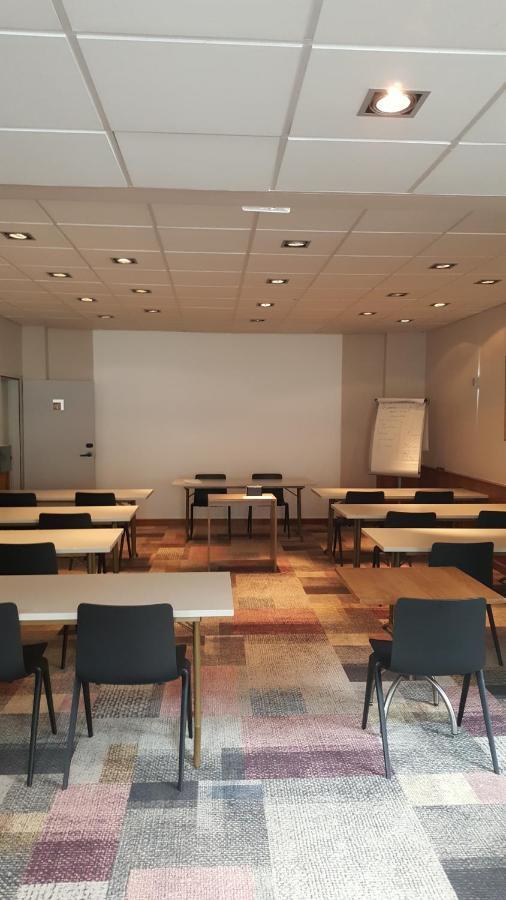 Ibis Saint-Omer Centre Luaran gambar