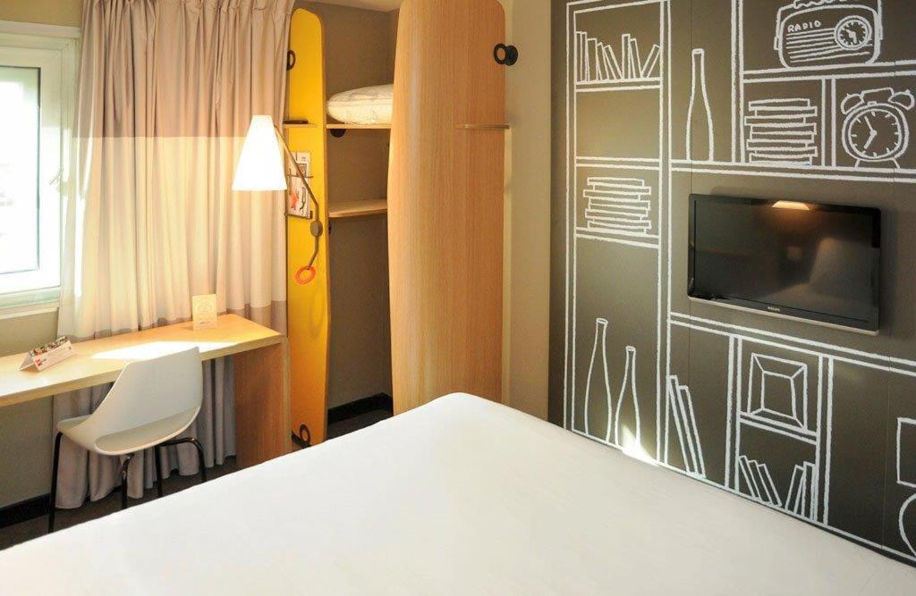 Ibis Saint-Omer Centre Luaran gambar