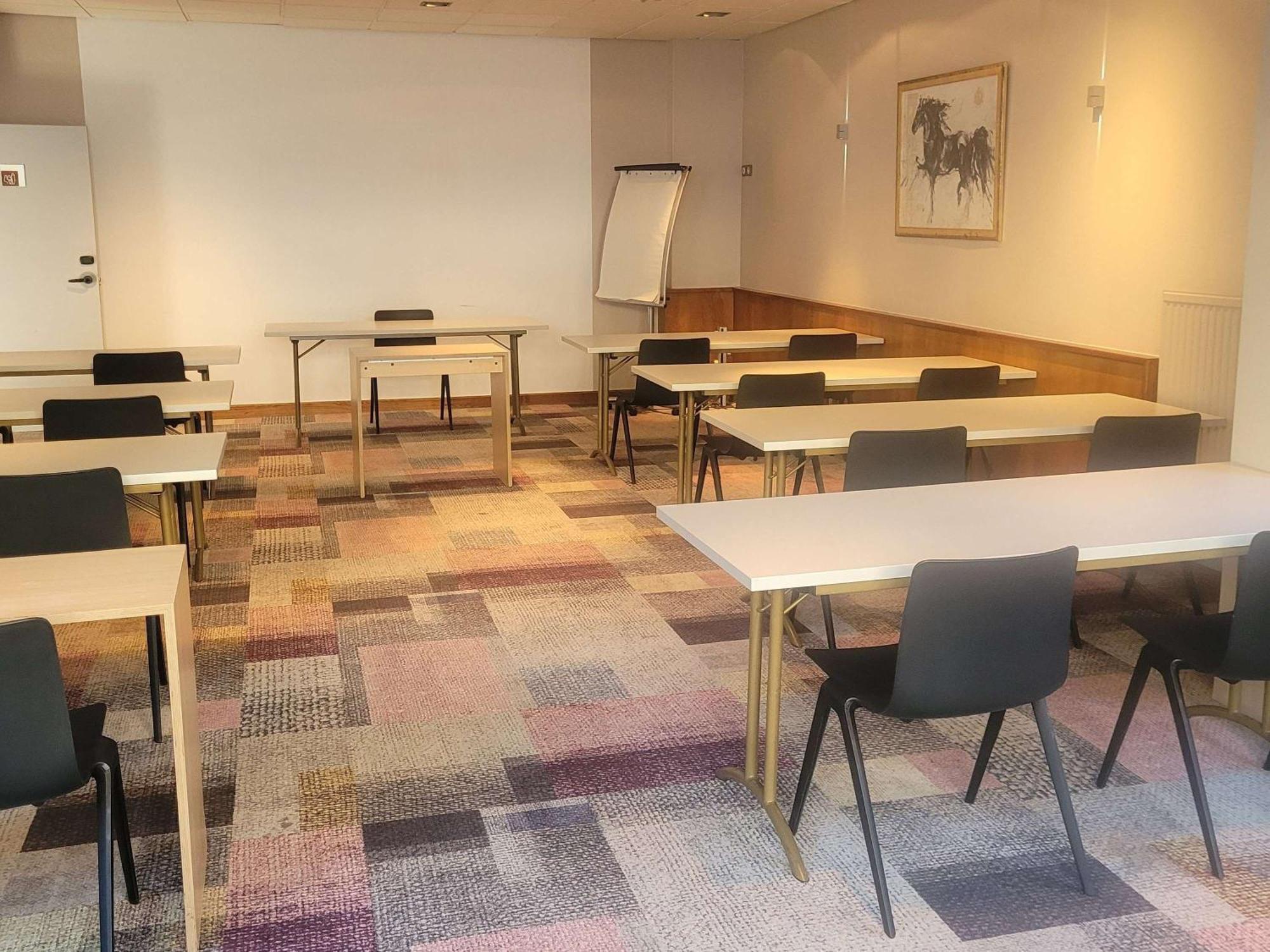 Ibis Saint-Omer Centre Luaran gambar