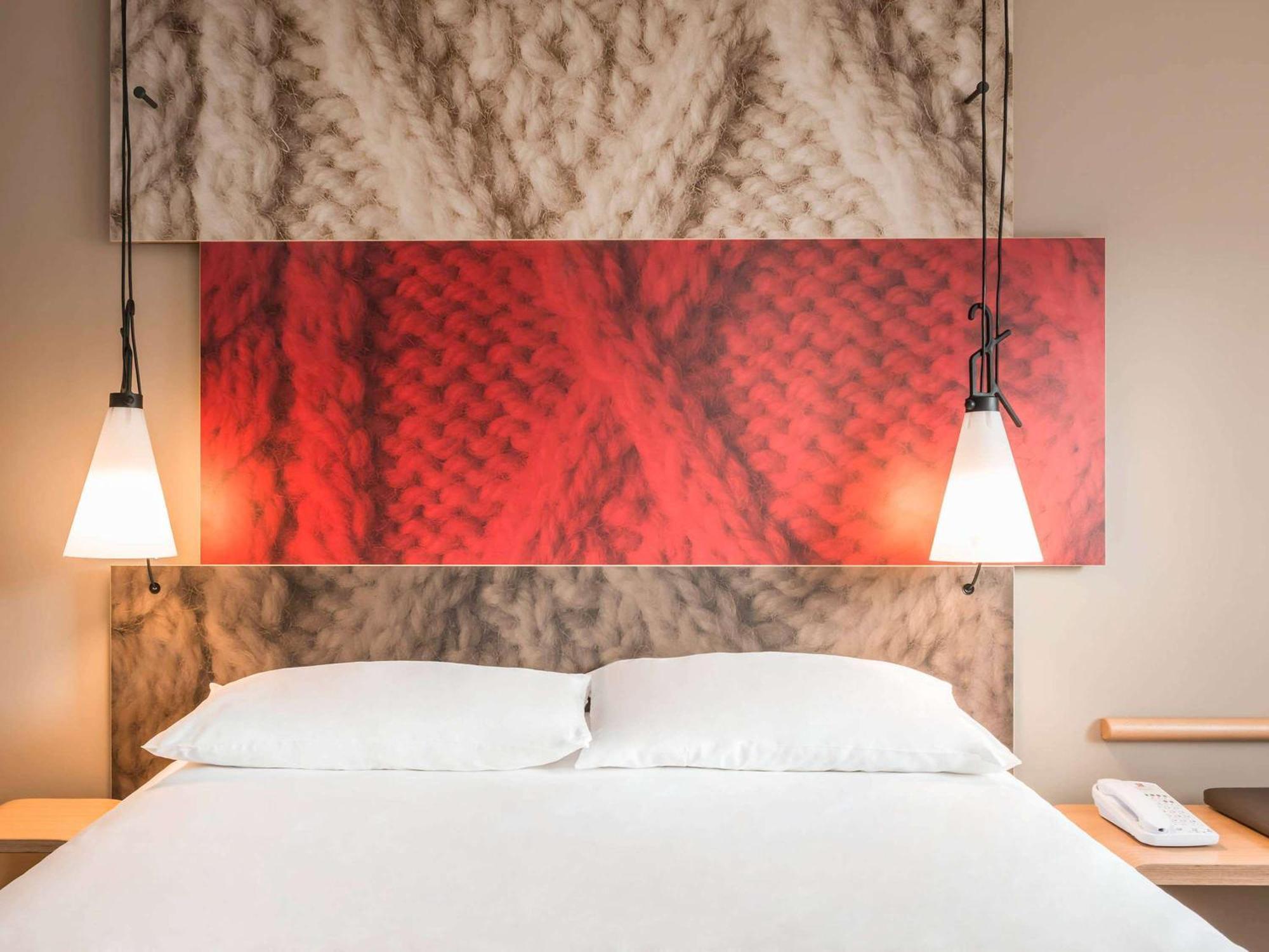 Ibis Saint-Omer Centre Luaran gambar