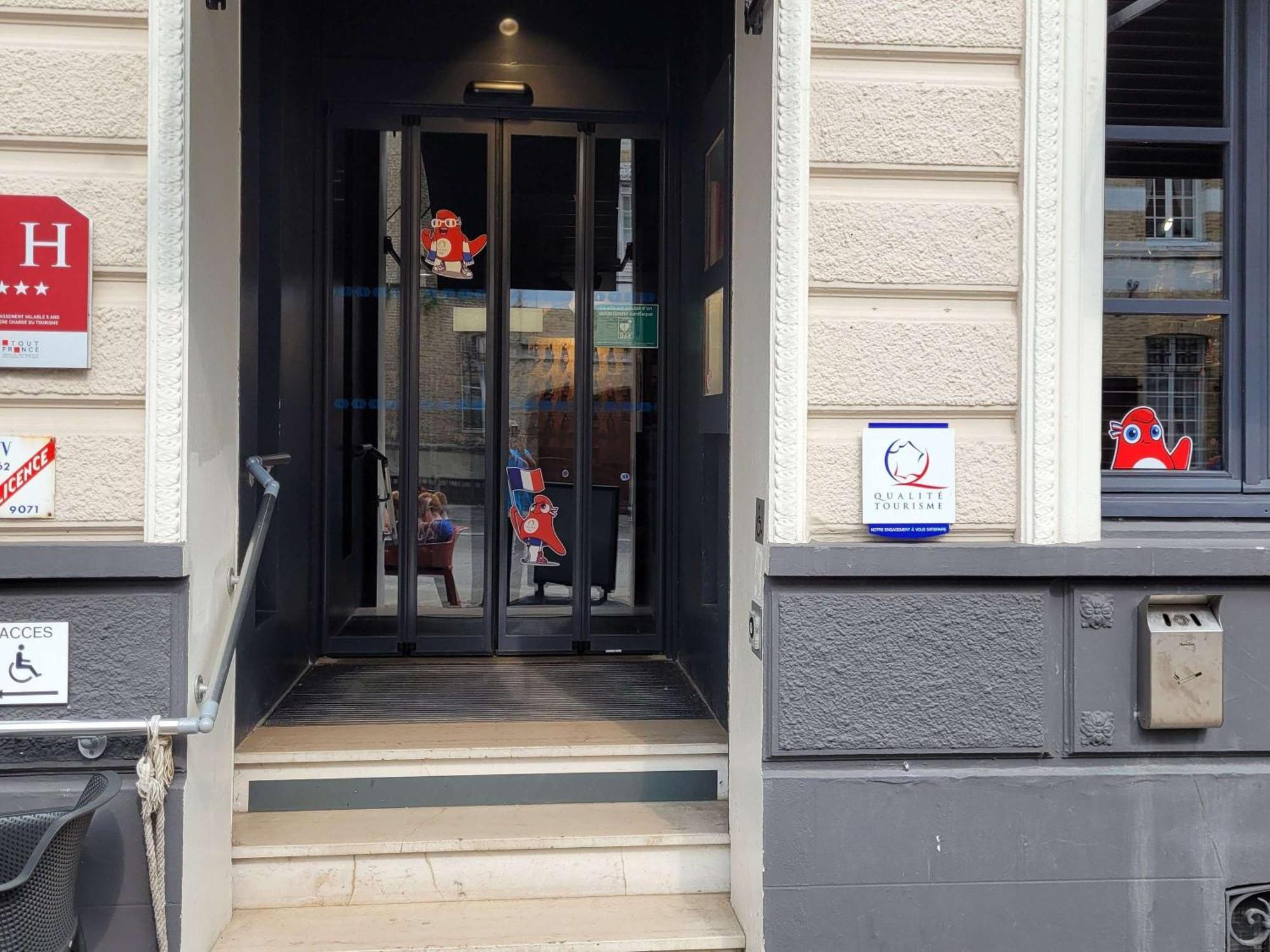 Ibis Saint-Omer Centre Luaran gambar