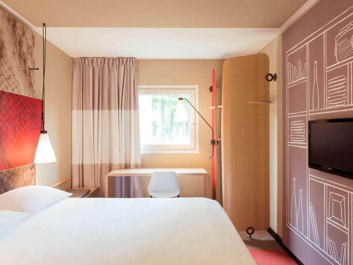 Ibis Saint-Omer Centre Luaran gambar